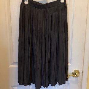 Wilfred Dark Grey Pleated Skirt Size M